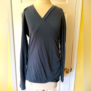 Cabi Woman’s Long Sleeve Top